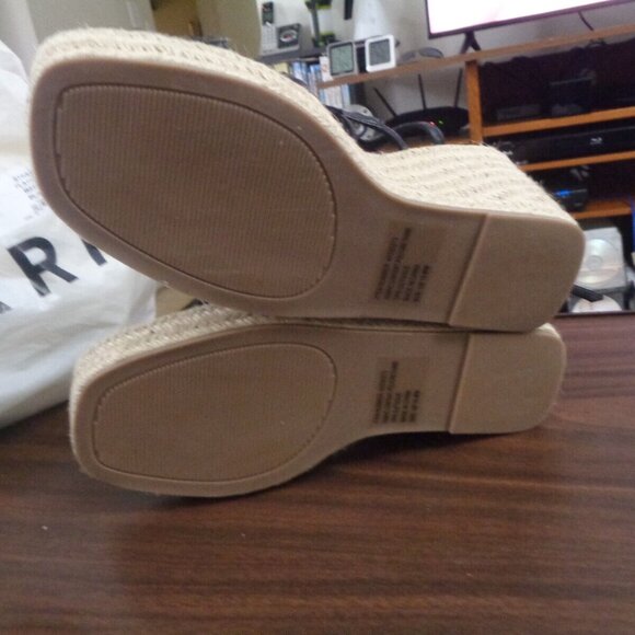 Torrid Laceup Strappy Platform Wedge Sandal Size 13 ww Blk  Pre Owned - Picture 2 of 2